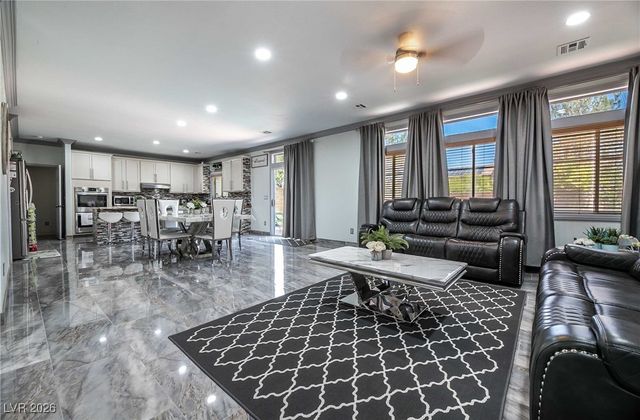 418 Finch Ridge Avenue, North Las Vegas, NV 89032