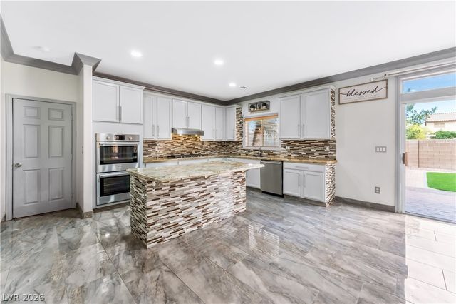 418 Finch Ridge Avenue, North Las Vegas, NV 89032