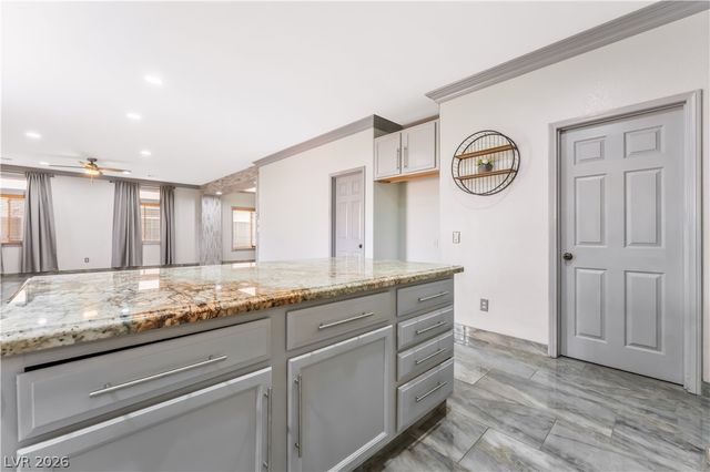 418 Finch Ridge Avenue, North Las Vegas, NV 89032