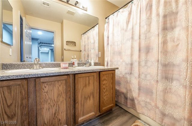 418 Finch Ridge Avenue, North Las Vegas, NV 89032