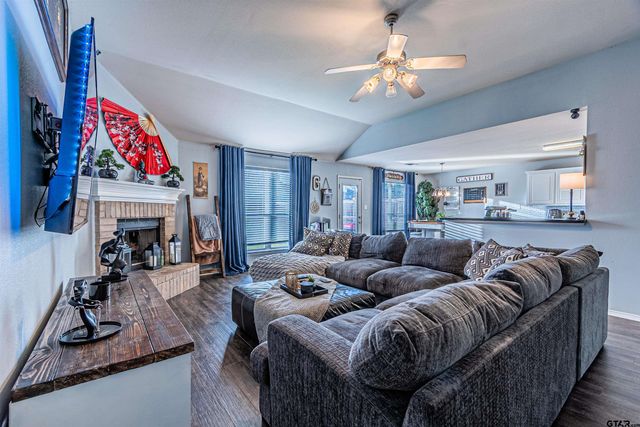 268 Cass Cir, Flint, TX 75762