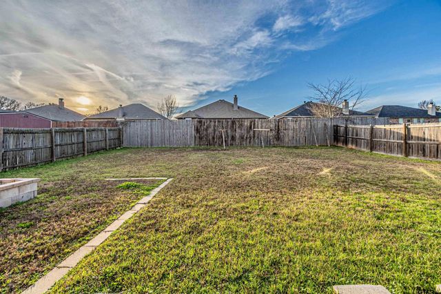 268 Cass Cir, Flint, TX 75762