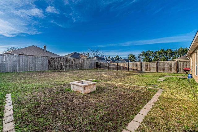 268 Cass Cir, Flint, TX 75762