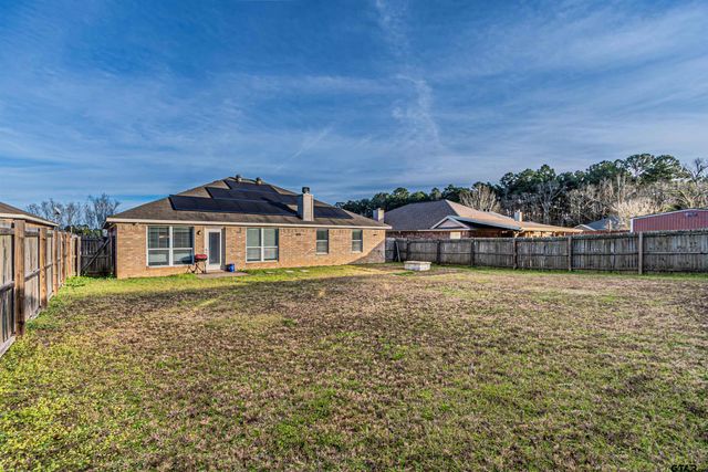 268 Cass Cir, Flint, TX 75762