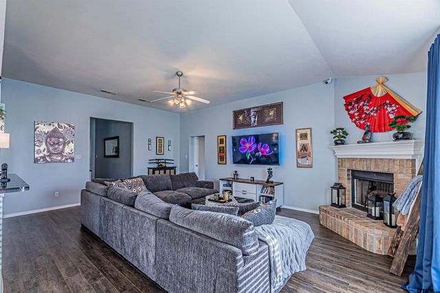 268 Cass Cir, Flint, TX 75762