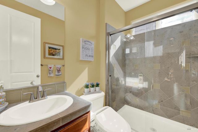 7111 Stonebrooke Dr, Vallejo, CA 94591