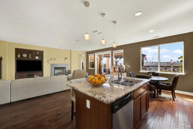 7111 Stonebrooke Dr, Vallejo, CA 94591