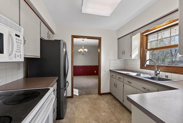 908 Harding Street, Oregon, WI 53575