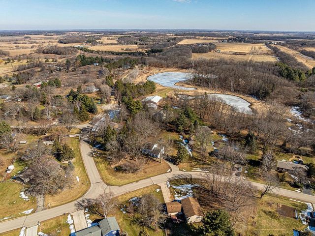 908 Harding Street, Oregon, WI 53575