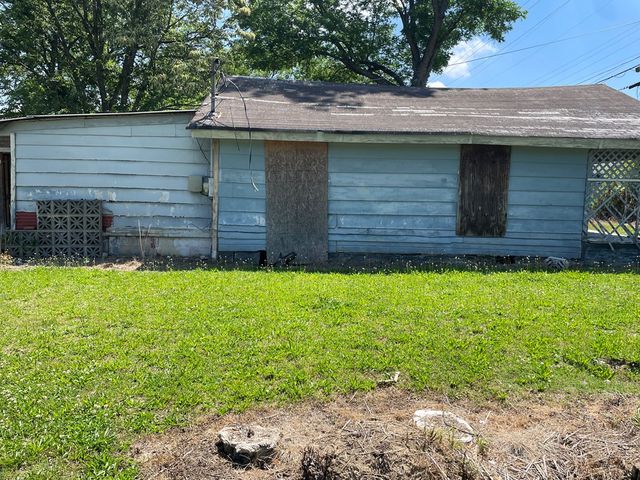 529 W Gordon Avenue, Rossville, GA 30741