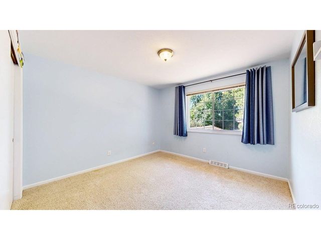 1450 S Oakland St, Aurora, CO 80012