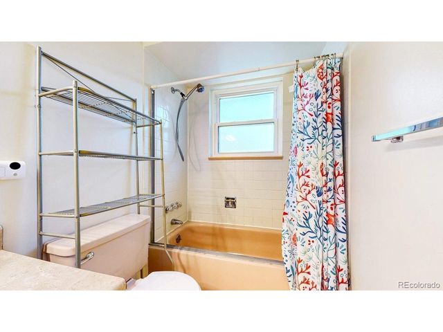 1450 S Oakland St, Aurora, CO 80012