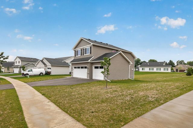 1333 Oak Ridge Street, Hanover, MN 55341