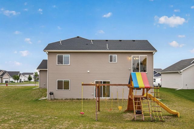 1333 Oak Ridge Street, Hanover, MN 55341