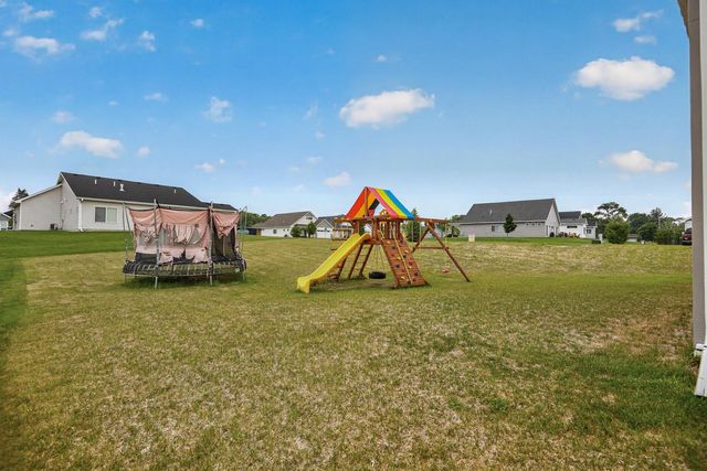1333 Oak Ridge Street, Hanover, MN 55341