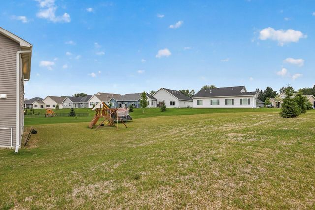 1333 Oak Ridge Street, Hanover, MN 55341