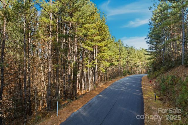 161 W Settings Boulevard NW, Valdese, NC 28690