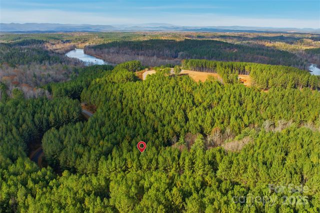 161 W Settings Boulevard NW, Valdese, NC 28690