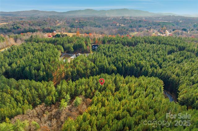 161 W Settings Boulevard NW, Valdese, NC 28690