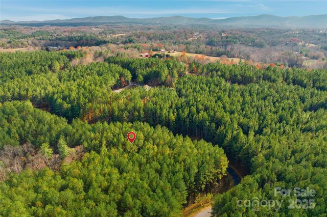 161 W Settings Boulevard NW, Valdese, NC 28690