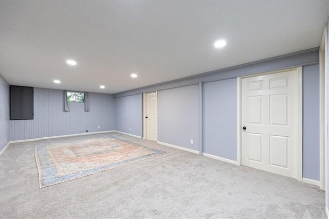 804 Tam O Shanter Drive, Kansas City, MO 64145