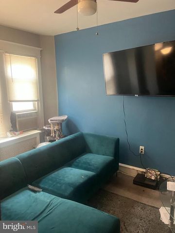 1967 GEORGIAN RD, Philadelphia, PA 19138