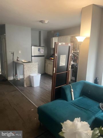 1967 GEORGIAN RD, Philadelphia, PA 19138