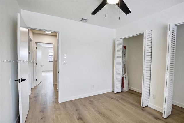 340 SW 97th Avenue, Pembroke Pines, FL 33025