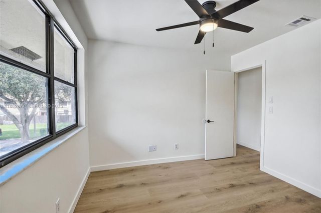 340 SW 97th Avenue, Pembroke Pines, FL 33025