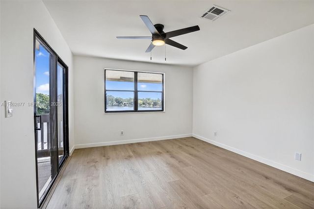 340 SW 97th Avenue, Pembroke Pines, FL 33025