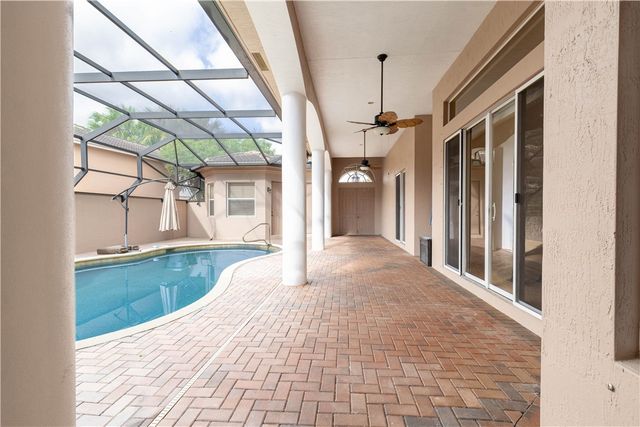 1941 Newmark Circle SW, Vero Beach, FL 32968