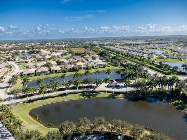 1941 Newmark Circle SW, Vero Beach, FL 32968