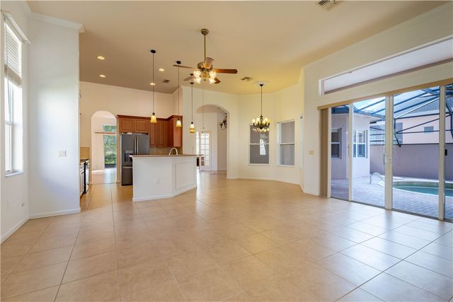 1941 Newmark Circle SW, Vero Beach, FL 32968