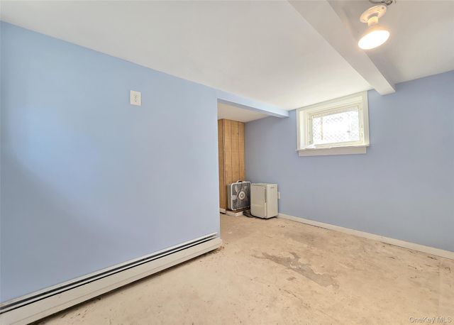 84 Wyona Avenue, Selden, NY 11784