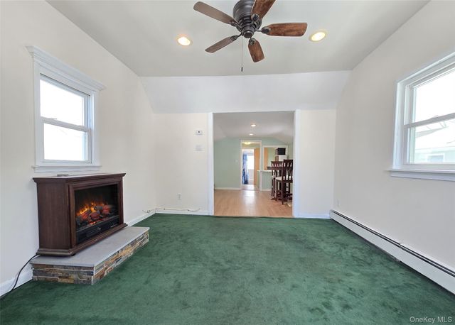 84 Wyona Avenue, Selden, NY 11784