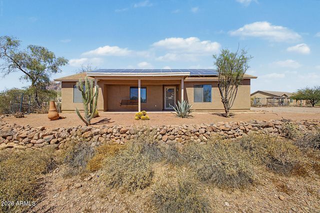 5740 E 2ND Avenue, Apache Junction, AZ 85119