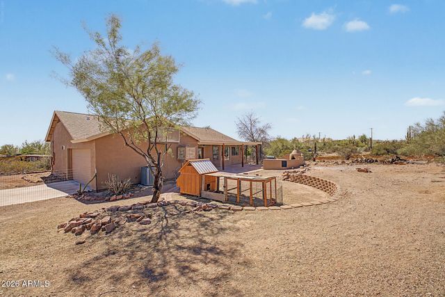 5740 E 2ND Avenue, Apache Junction, AZ 85119