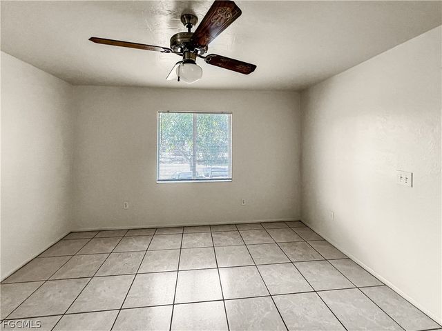 2239 Iris WAY, Fort Myers, FL 33905