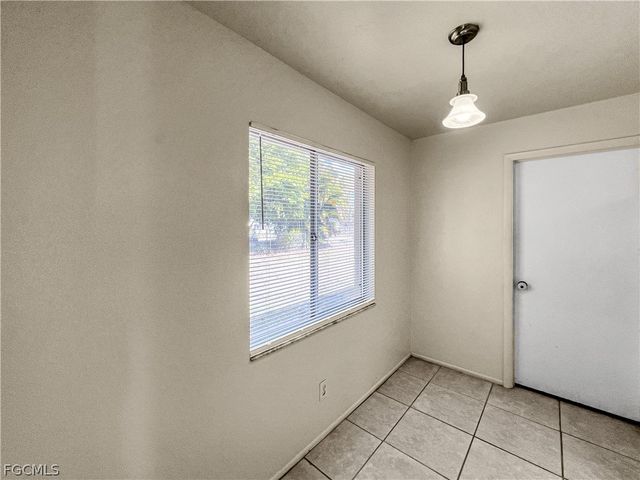 2239 Iris WAY, Fort Myers, FL 33905