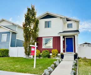 15120 S BATTLE DR, Bluffdale, UT 84065