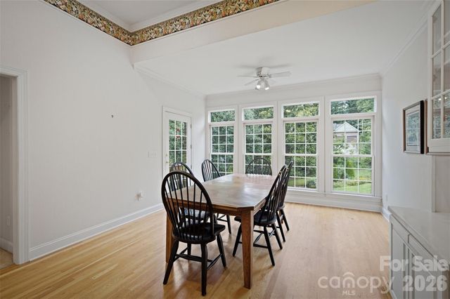 405 Woodridge Drive SE, Lenoir, NC 28645