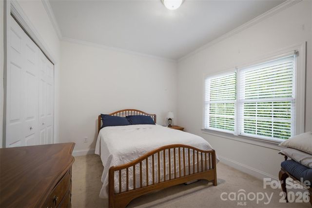 405 Woodridge Drive SE, Lenoir, NC 28645