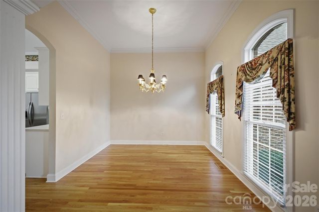 405 Woodridge Drive SE, Lenoir, NC 28645