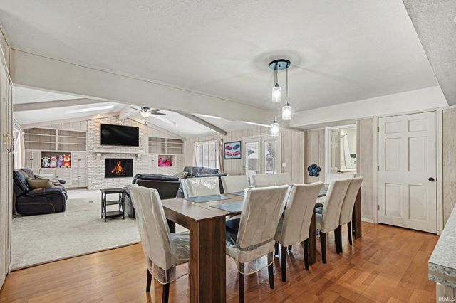 2412 Kenilworth Drive, Elkhart, IN 46514