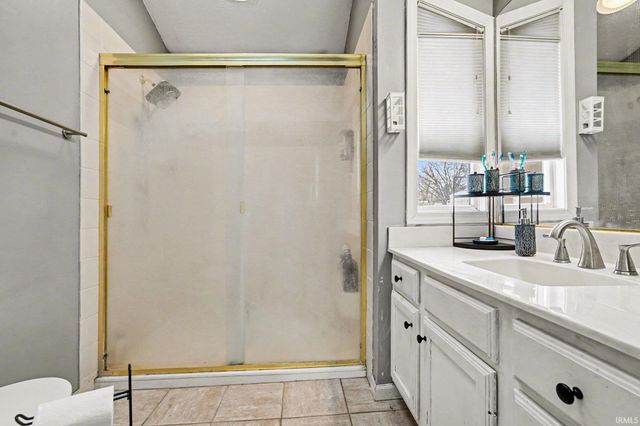 2412 Kenilworth Drive, Elkhart, IN 46514