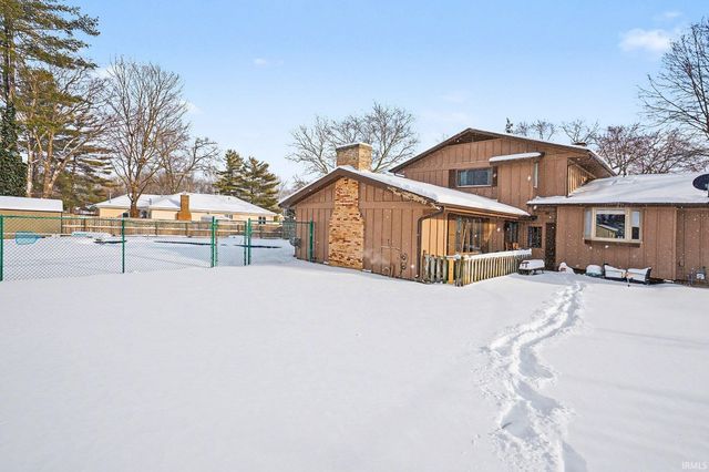 2412 Kenilworth Drive, Elkhart, IN 46514