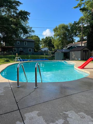 2412 Kenilworth Drive, Elkhart, IN 46514