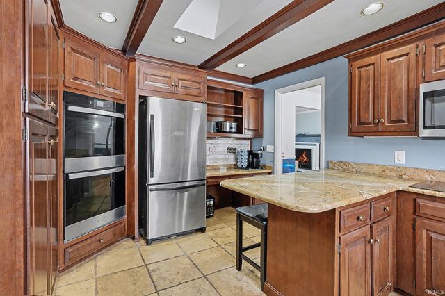 2412 Kenilworth Drive, Elkhart, IN 46514