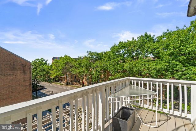 3001 ELLIOTT ST, Baltimore, MD 21224