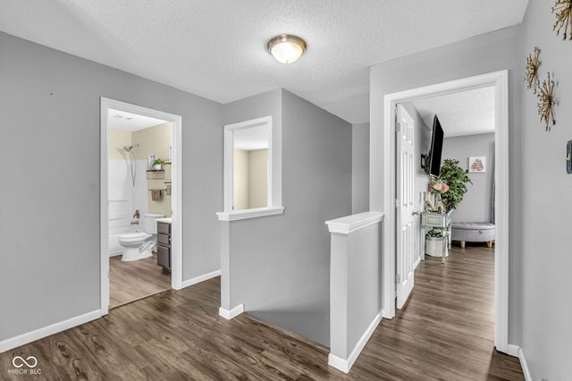 2297 Shadowbrook Drive, Plainfield, IN 46168